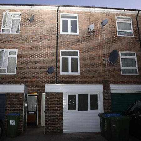 A A Guest Rooms Woolwich London Exterior photo