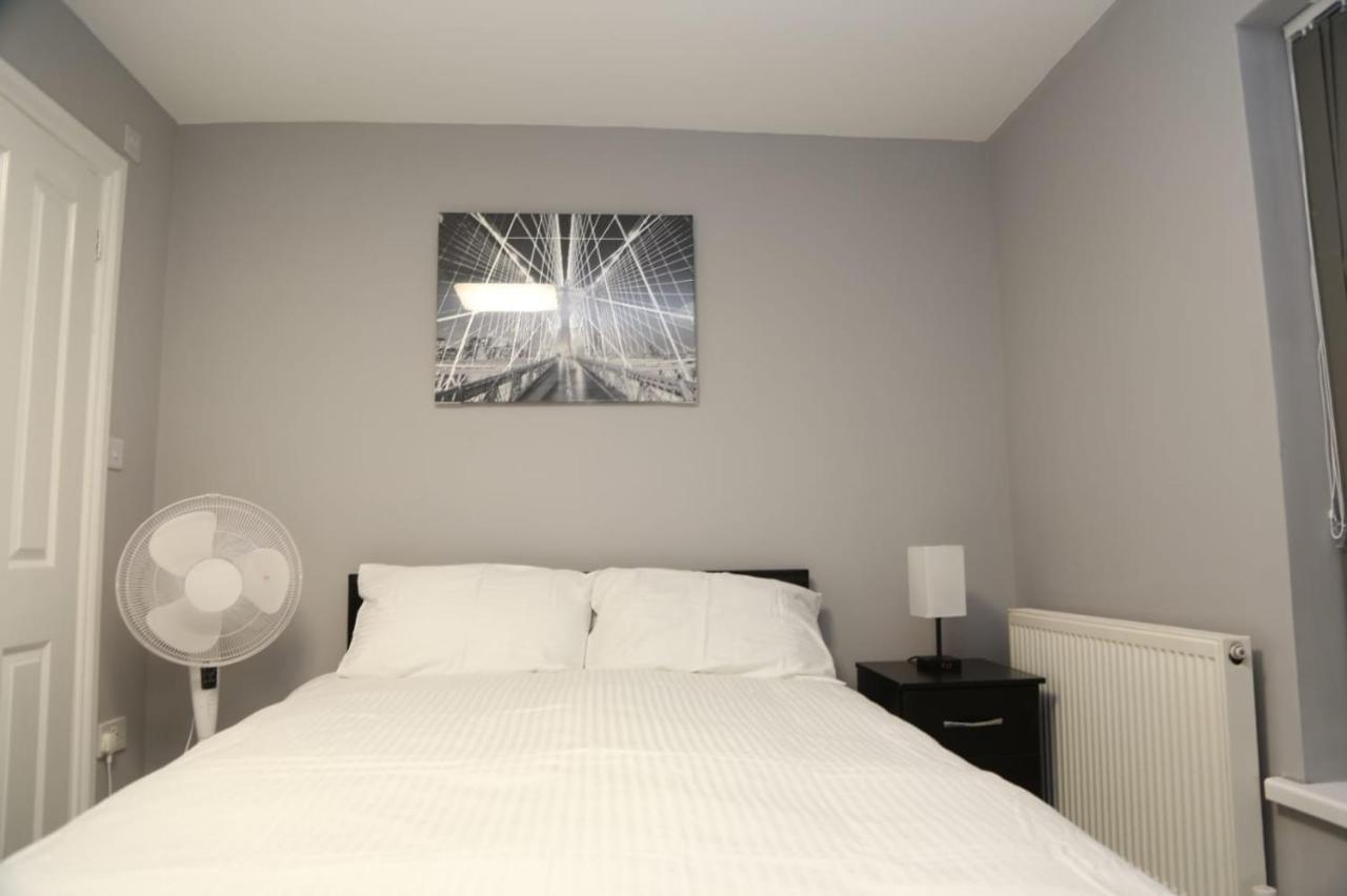 A A Guest Rooms Woolwich London Exterior photo